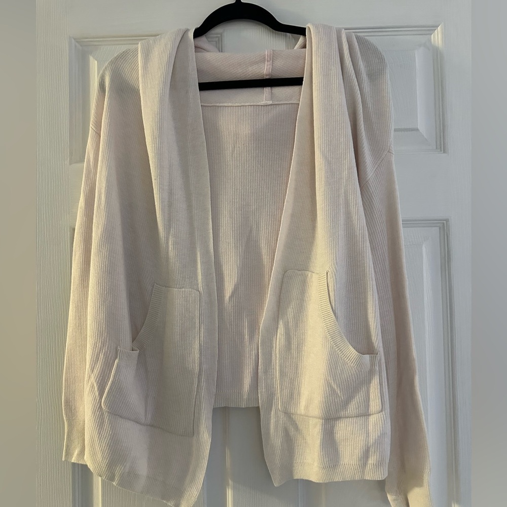Lululemon women’s sweater